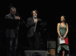 Roberto Franchini (Direttore Agenzia Stampa della Giunta) con Gianni Gozzoli e Francesca Leoni.jpg